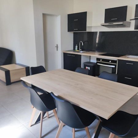 Appartement Dans Partie De Mas En Camargue อาร์ลส์ ภายนอก รูปภาพ